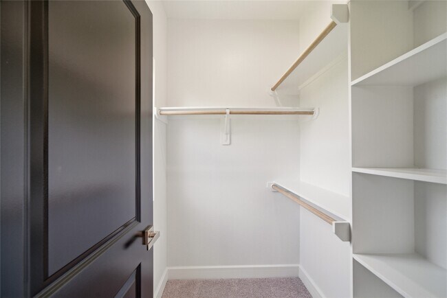 Building Photo - 4441 Gunter St