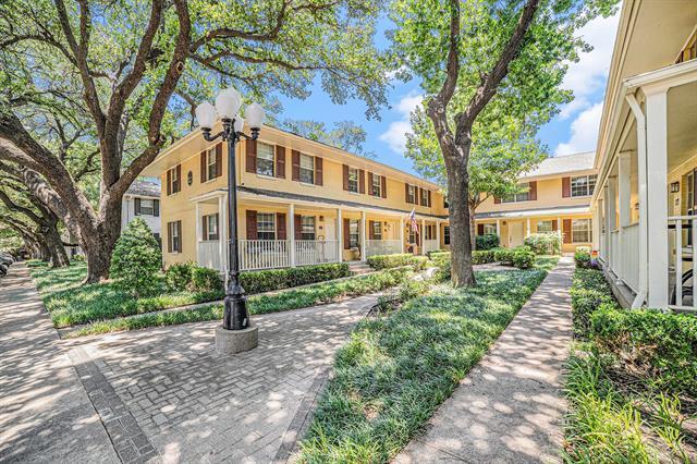 Building Photo - 4702 Bradford Dr