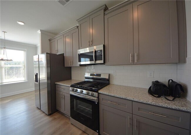 Building Photo - 1484 Sunny Vly Ln