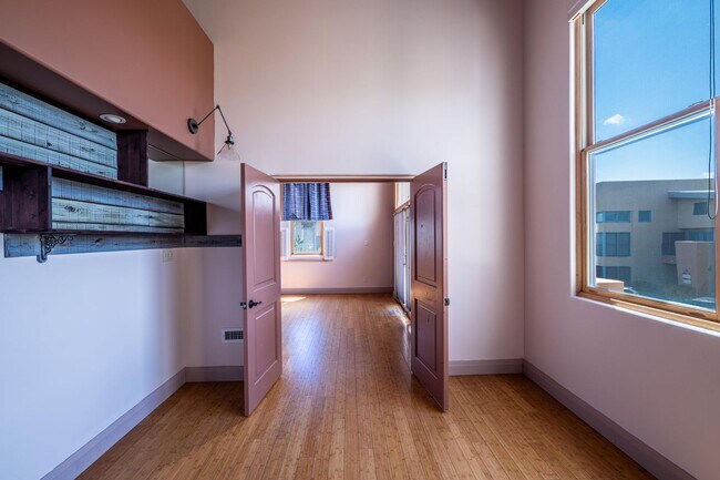 Building Photo - 3600 Cerrillos Rd