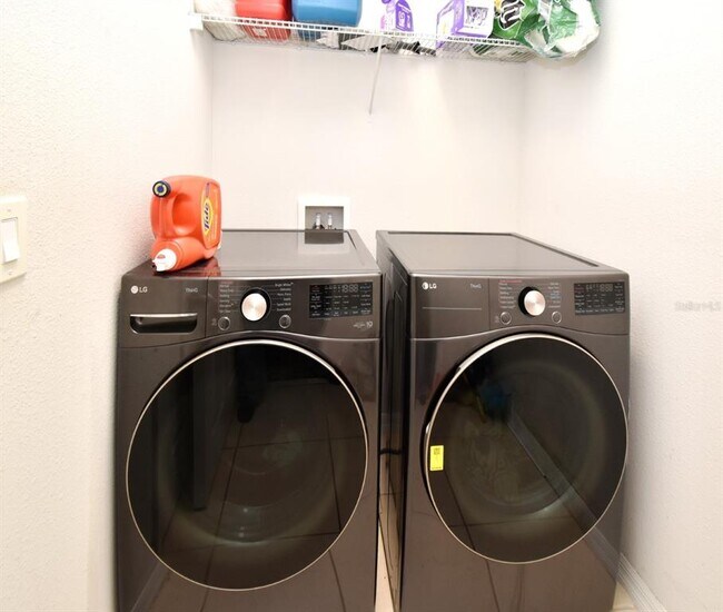 Building Photo - 7968 Corkfield Ave