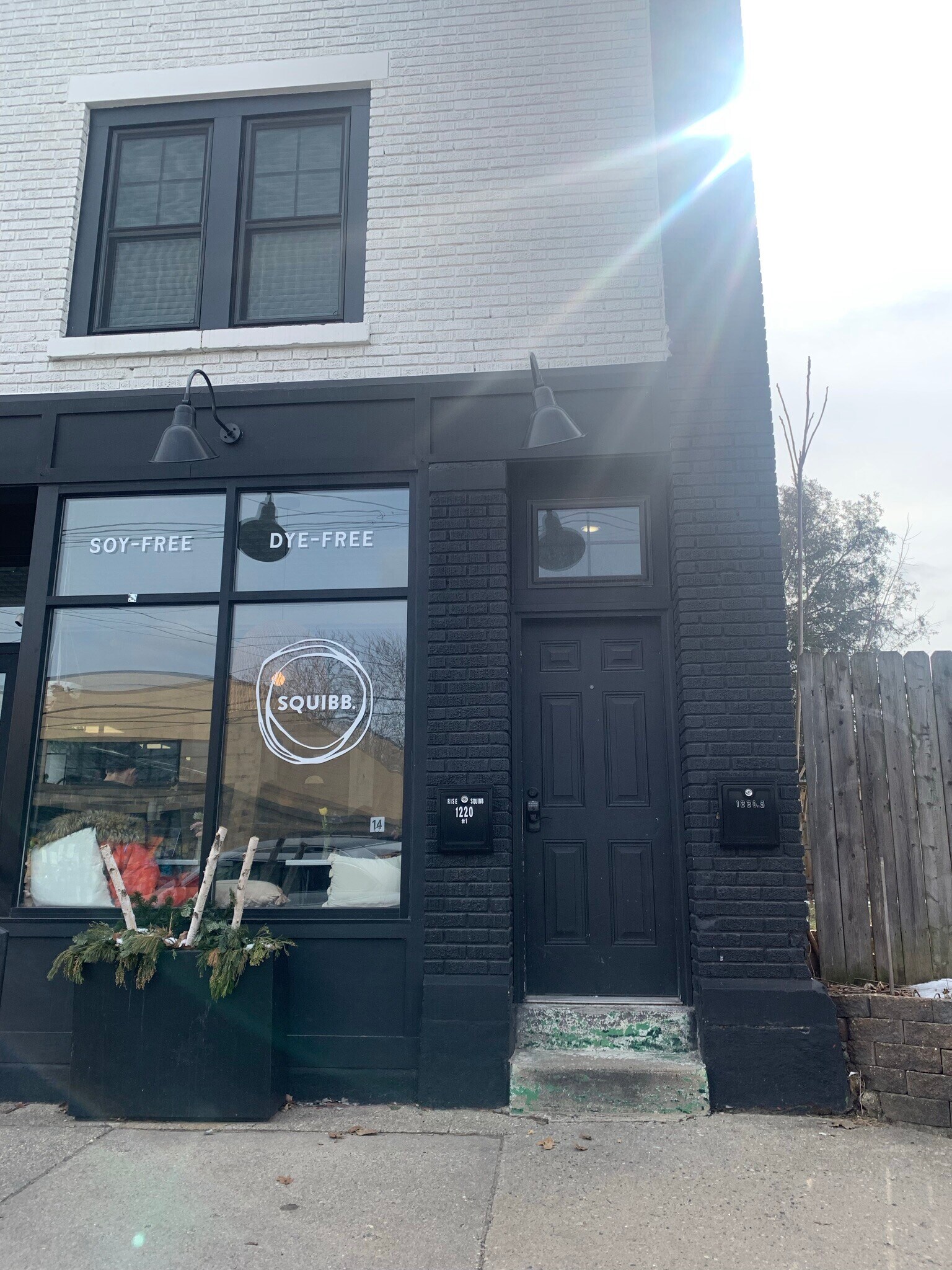 Building Photo - 1220 Fulton St W