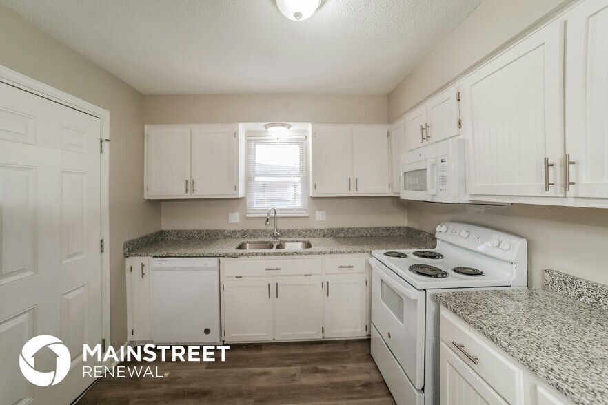 Building Photo - 201 Mc Clellan Dr