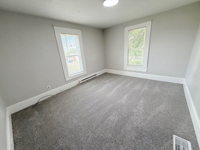Building Photo - "Charming 3-Bedroom Home in the Heart of Winston-Salem-Pets Welcome Housing Vouchers Accepted!