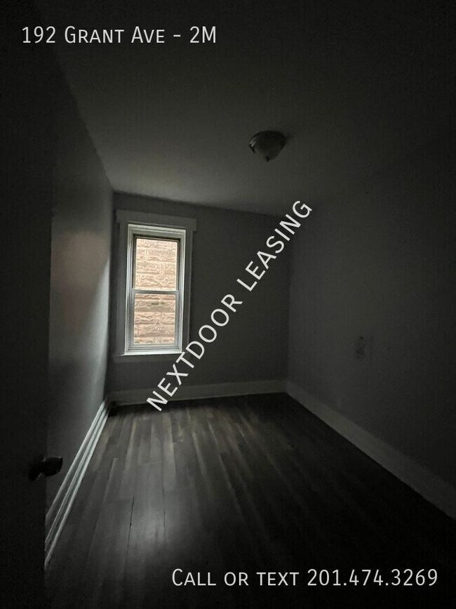 Building Photo - 192 Grant Ave