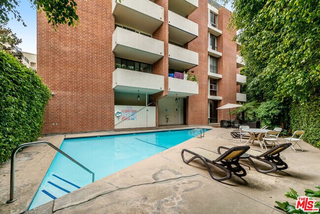 Primary Photo - 11750 W Sunset Blvd