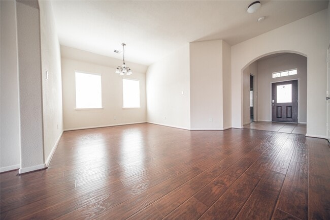Building Photo - 9123 Cavalier Ln