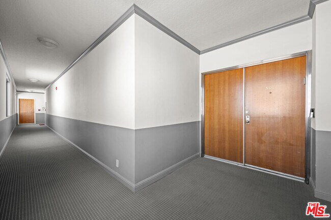 Building Photo - 106 Croft Ave