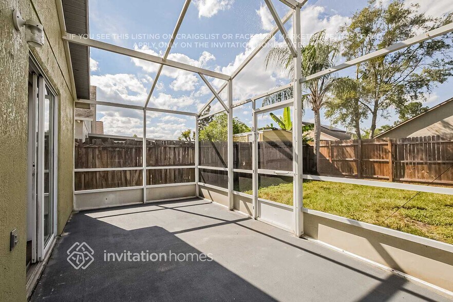 Building Photo - 7641 Pine Nest Ct