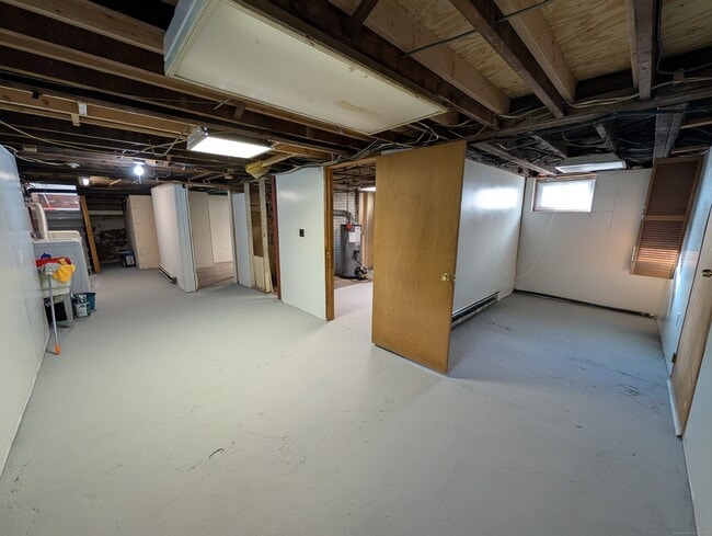 Building Photo - 93 Bailey Rd