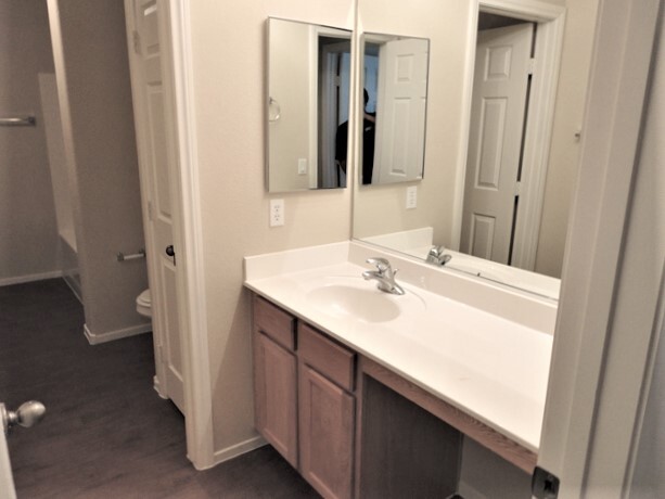 Building Photo - 4221 Pavo Ct
