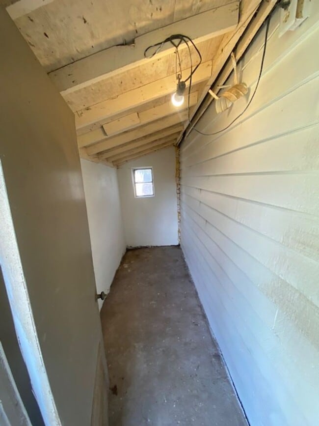 Building Photo - 1210 S Hayden St