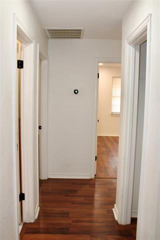 Building Photo - 4726 Jade Dr