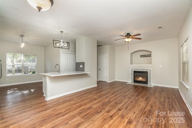 Building Photo - 11516 Heritage Green Dr