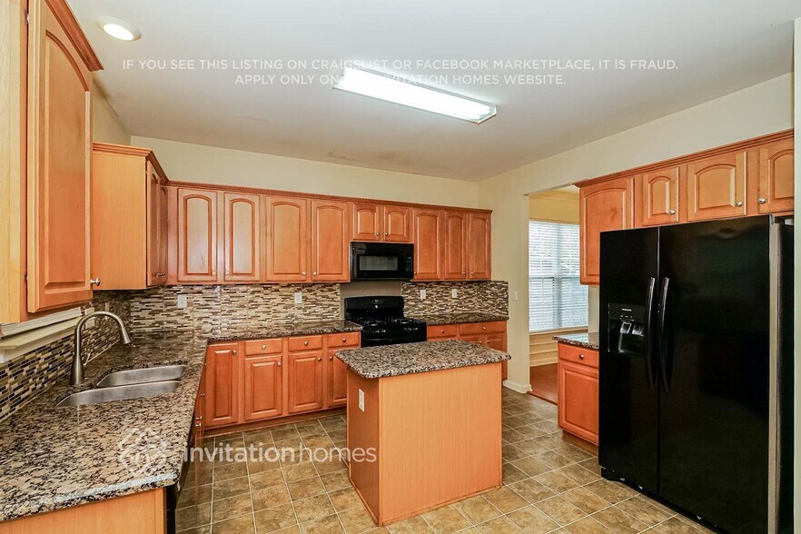 Building Photo - 3411 Crutchfield Pl