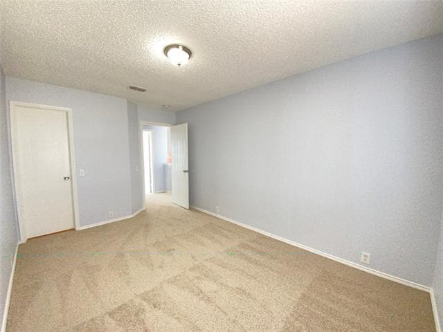 Building Photo - 5204 Vista Verde Dr