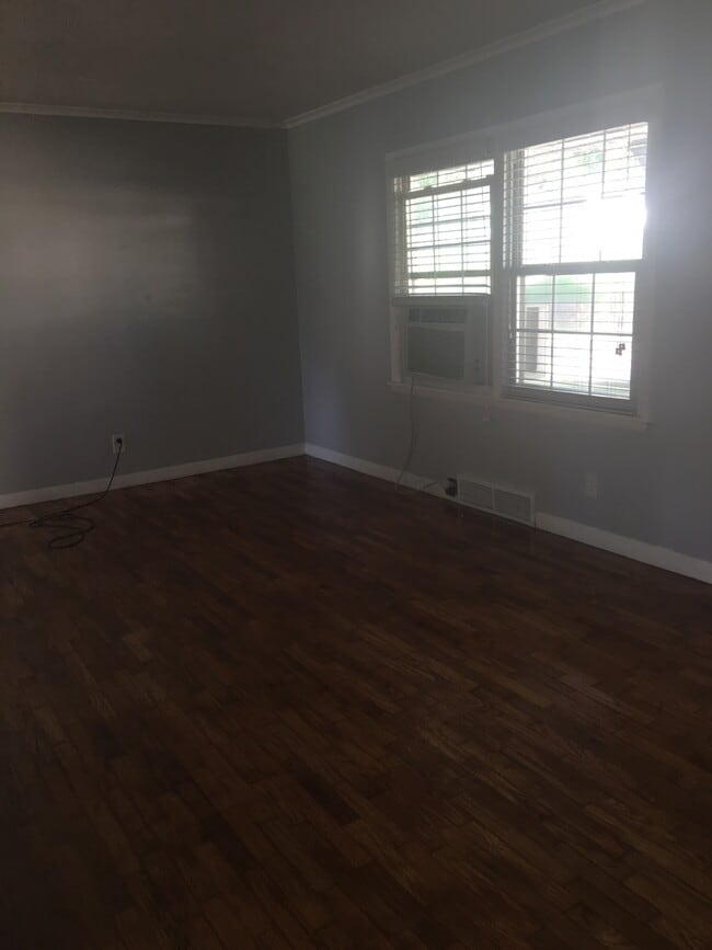 Building Photo - 4409 N Pine St