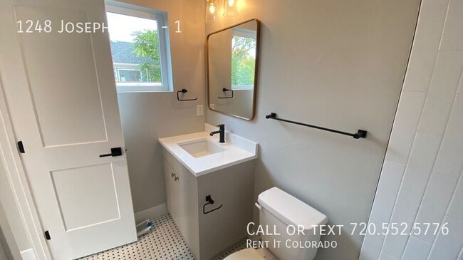 Building Photo - 1248 Josephine St