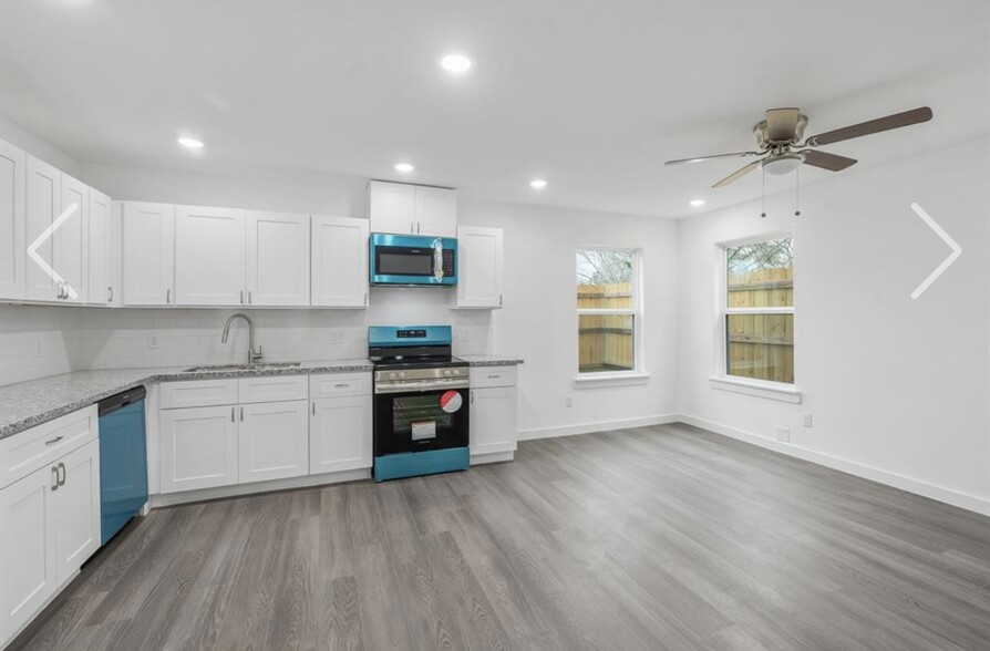 Building Photo - 7813 Laura Koppe Rd