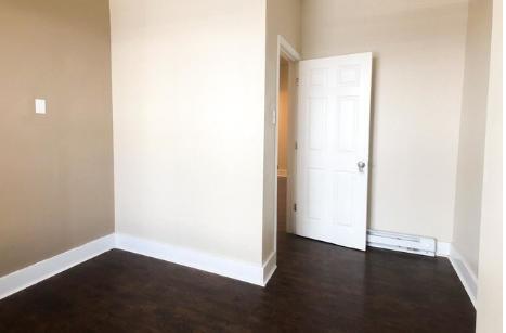 Building Photo - 5138 Ludlow St