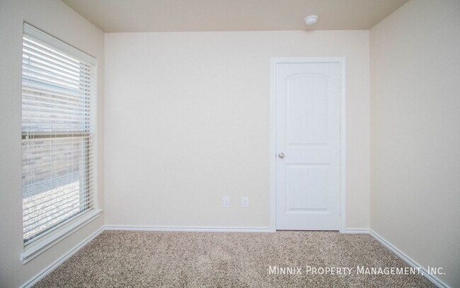 Building Photo - 1519 Rattler Ln