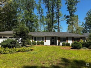 Building Photo - 265 Pebble Trail