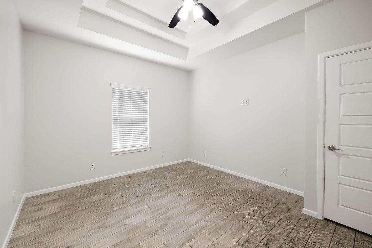 Building Photo - 4709 Magnolia Ave