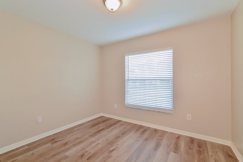Building Photo - 935 Brightview Dr