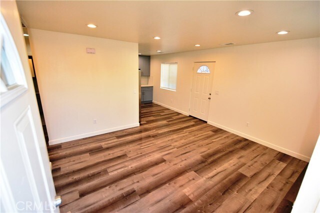 Building Photo - 18328 Devlin Ave