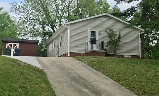 Building Photo - 1312 Dayton St