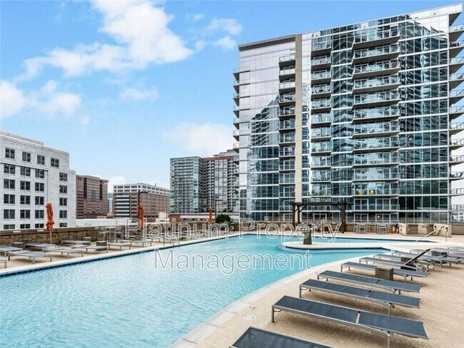 Building Photo - 1080 Peachtree St NE