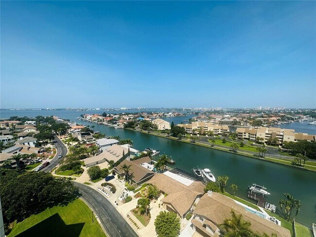 Building Photo - 5950 Pelican Bay Plaza S
