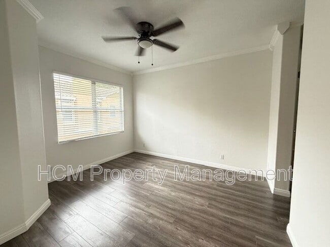 Building Photo - 28384 Pueblo Dr