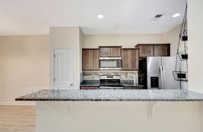 Building Photo - 140 Buchanan Cir