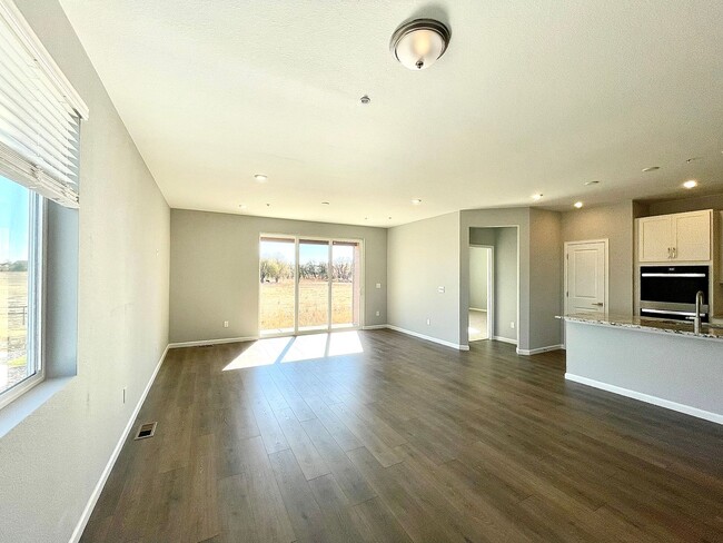 Building Photo - Incredible 3 bed/2 bath home in Fort Collins!