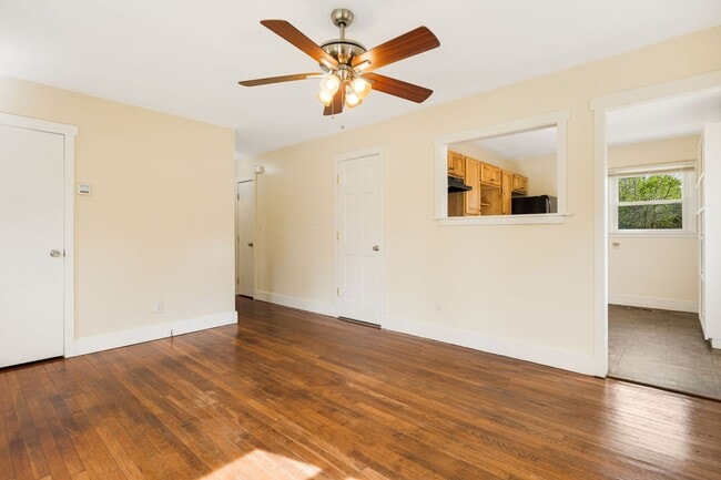Building Photo - Sunny 2-Bedroom Home with Fenced-In Yard a...