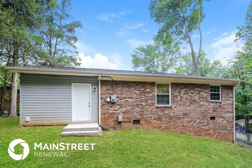 Building Photo - 4900 Rumley Cir