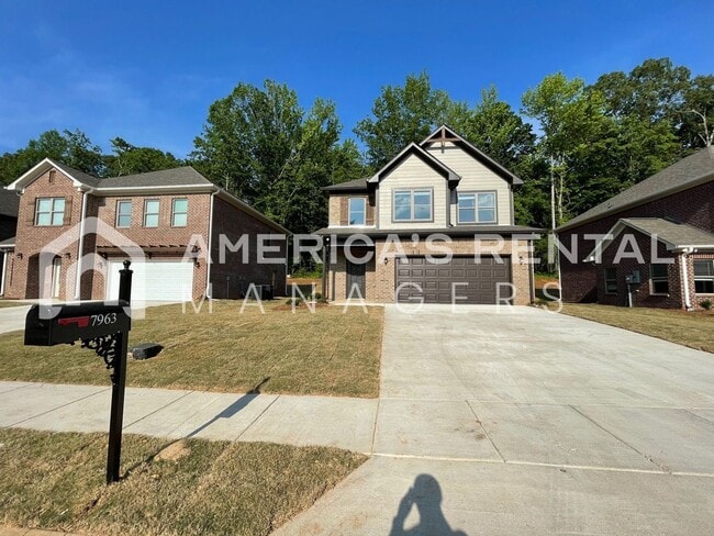 Building Photo - 7963 St.James Dr