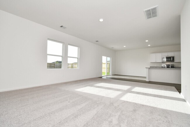 Building Photo - 5902 Bright Keel Dr