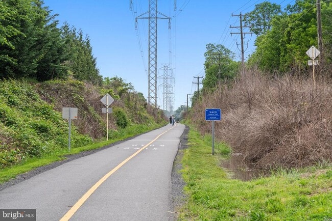 Building Photo - 43272 Baltusrol Terrace