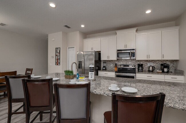 Building Photo - 4806 Brier Rose Ln