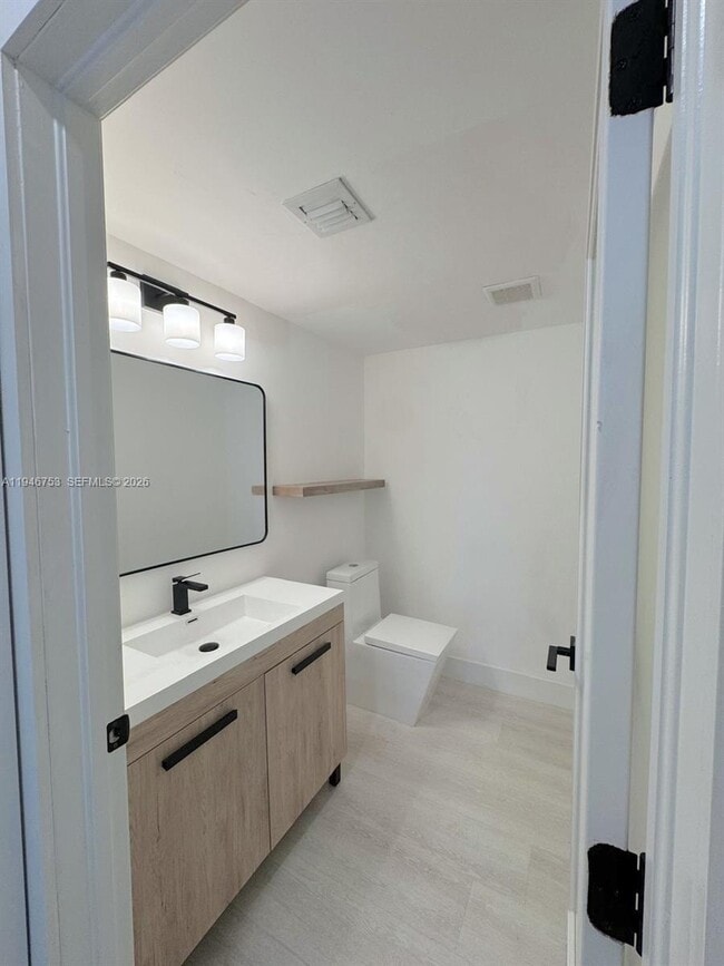 Building Photo - 11400 NW 75th Terrace