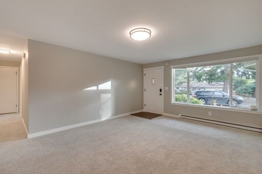 Building Photo - Newly Remodeled Rambler in Lynnwood with Giant Back Yard!