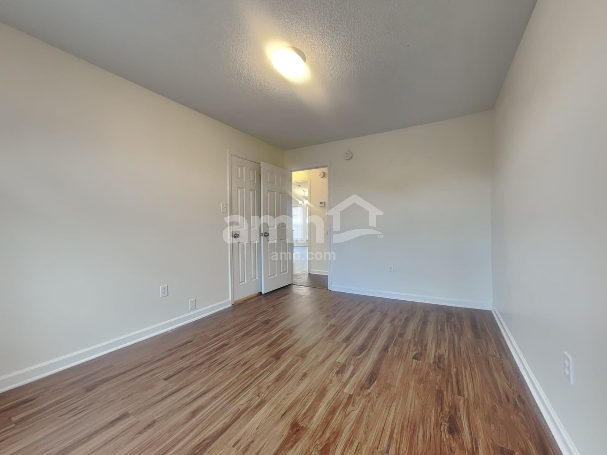 Building Photo - 2605 Hunters Pointe Dr