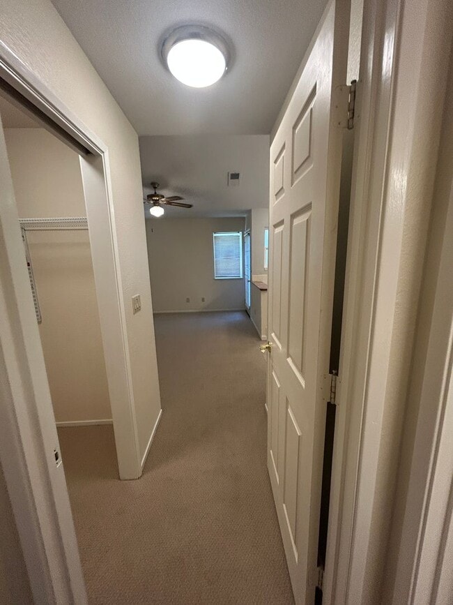 Building Photo - Great Location in the Heart of Auburn