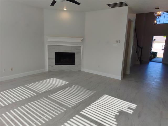 Building Photo - 406 Stanley Falls Dr