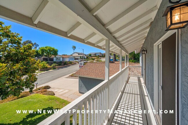 Building Photo - Renovated Poway 5-Bedroom, Available Now! ...