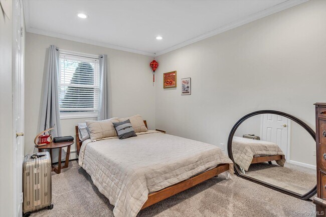 Building Photo - 28 Pagnotta Dr