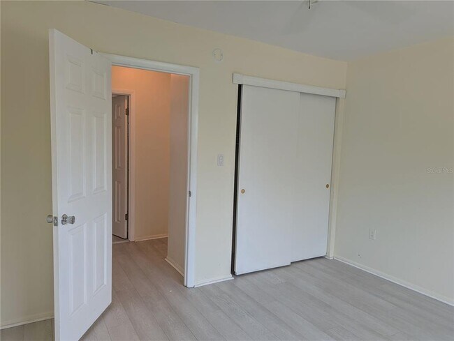 Building Photo - 2340 Canal Dr