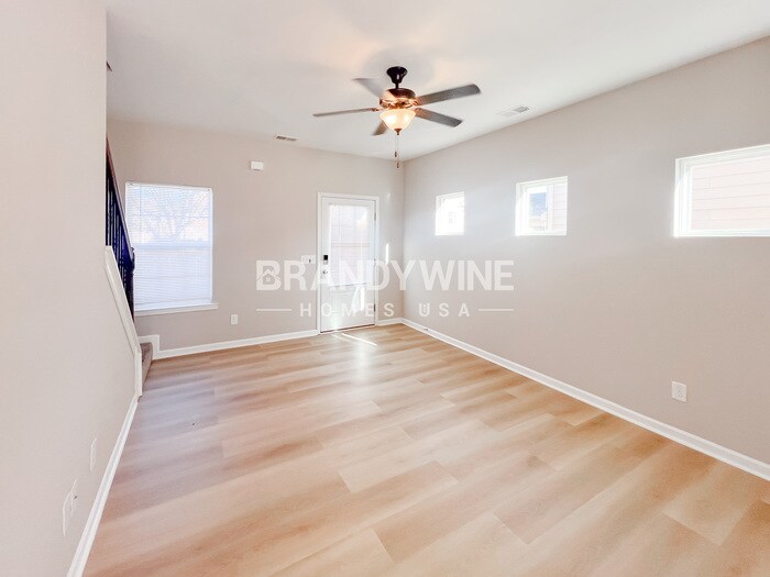 Building Photo - 108 Howard Ave